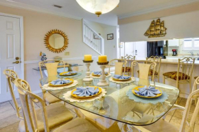 PCB Townhome with Resort Amenities - Walk to Ocean!